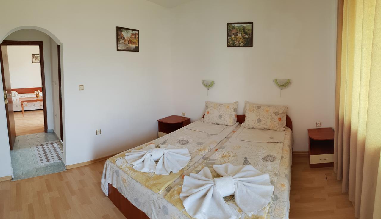 Hotel Strinava Πριμόρσκο Εξωτερικό φωτογραφία